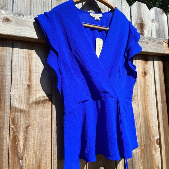 Monteau Tops - NWT Electric blue sexy top